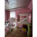 Kinder Hochbett mit Dach Treppe und Rausfallschutz in moderner Hausoptik aus Holz